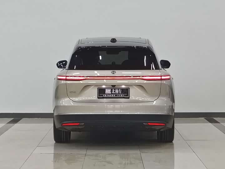 Фото 5 - Nio ES8