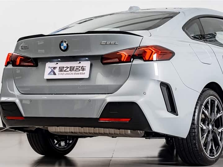 Фото 8 - BMW 2 Series