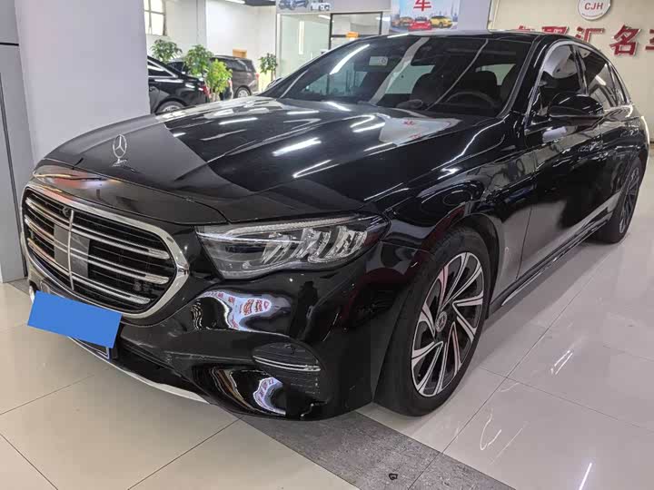 Photo 1 - Mercedes-Benz E-Class