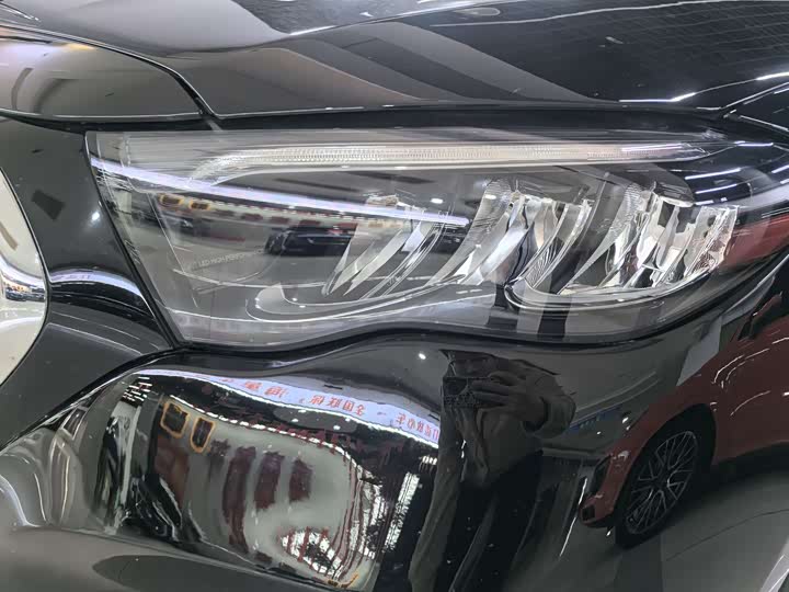 Photo 4 - Mercedes-Benz E-Class