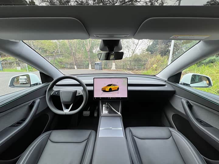 Фото 7 - Tesla Model Y