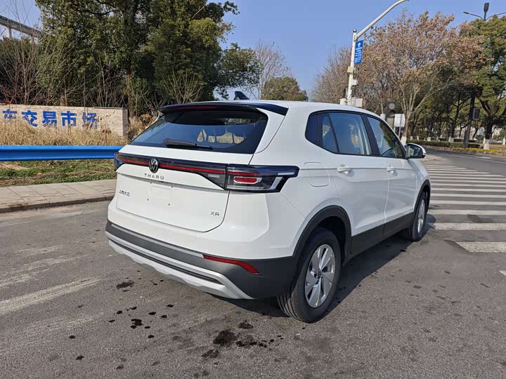 Фото 9 - Volkswagen Tharu