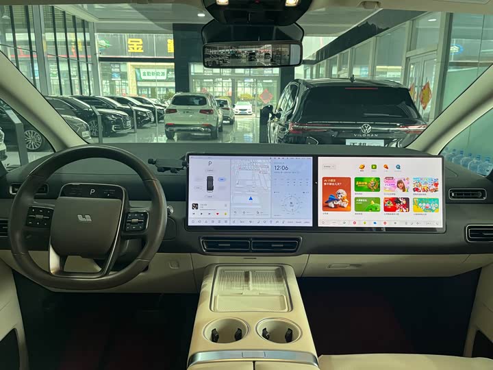 Фото 8 - LiXiang Mega