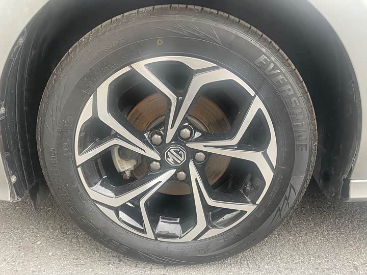 Фото 8 - MG Motor 5