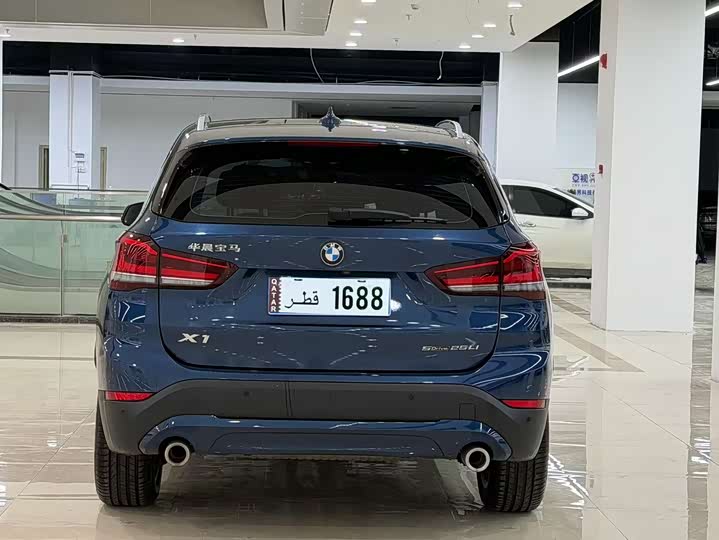 Фото 8 - BMW X1