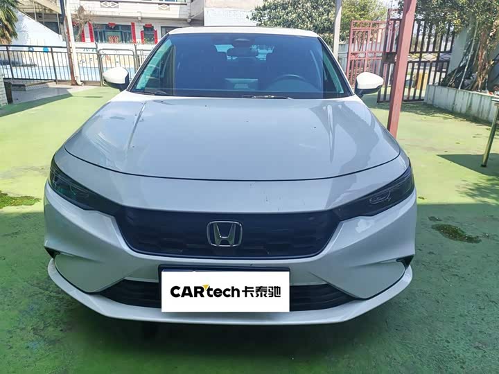 Photo 2 - Honda Integra