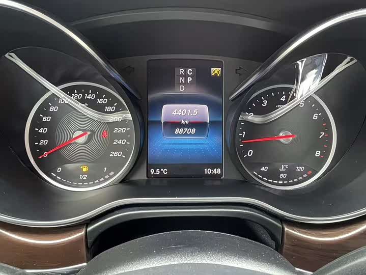 Фото 6 - Mercedes-Benz V-Class