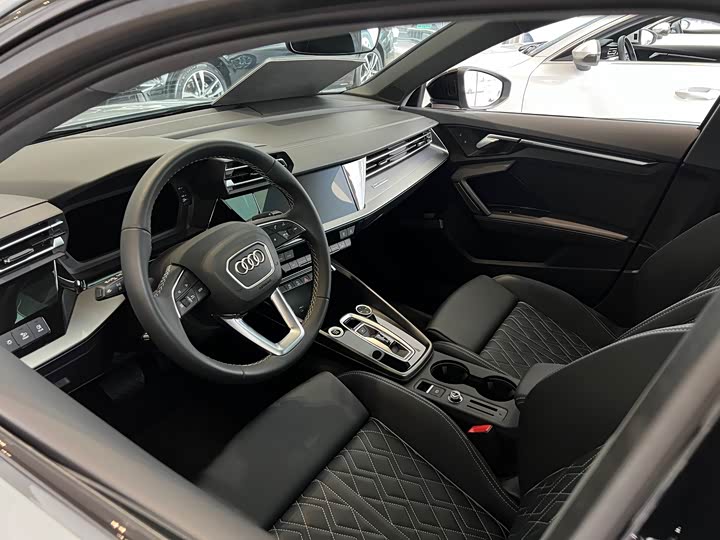 Фото 4 - Audi A3