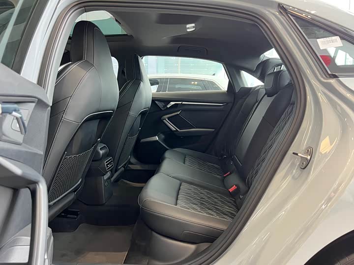 Фото 8 - Audi A3