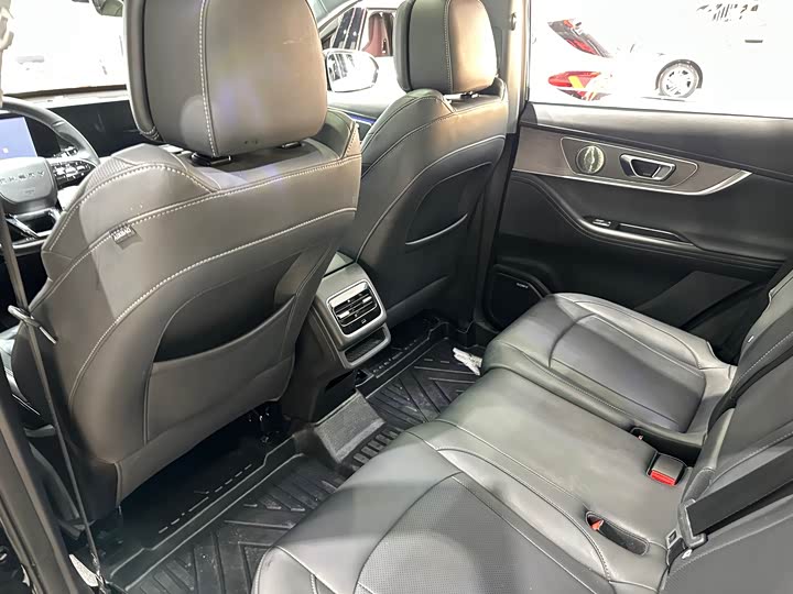 Фото 9 - Chery Tiggo 8 Pro