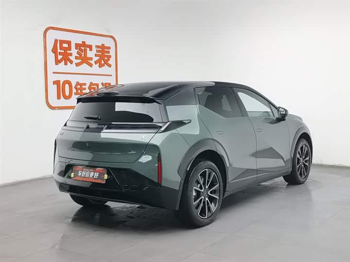 Фото 2 - Zeekr X