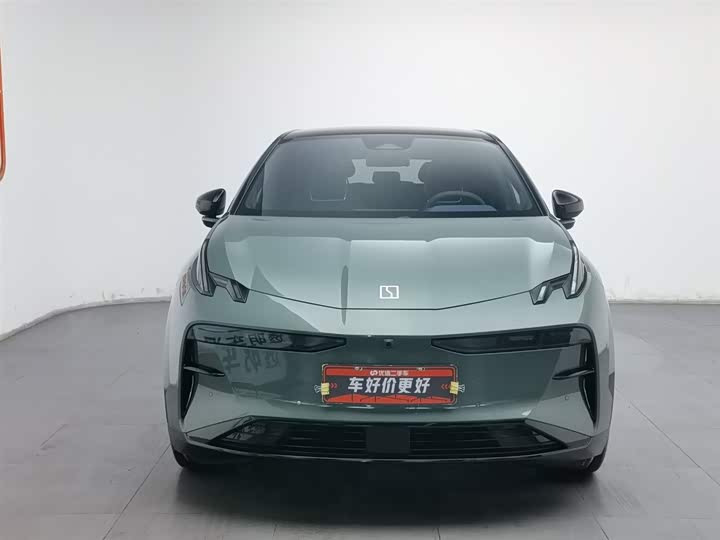 Фото 3 - Zeekr X