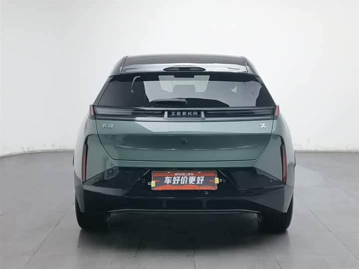 Фото 4 - Zeekr X