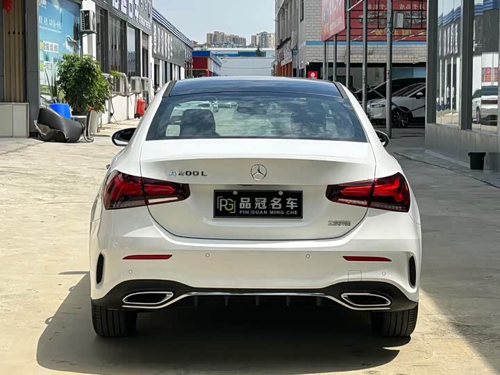 Фото 8 - Mercedes-Benz A-Class