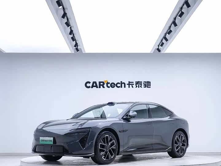 Фото 1 - Avatr 06