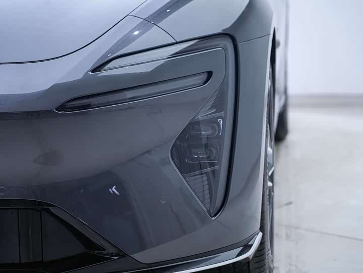 Фото 8 - Avatr 06