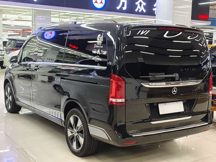 Mercedes-Benz V-Class 2022 2022款 V 260 尊贵版
