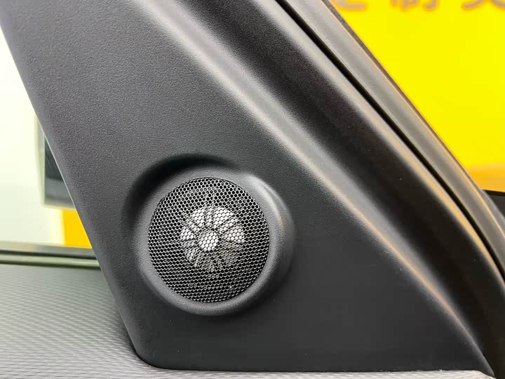 Фото 6 - Land Rover Discovery