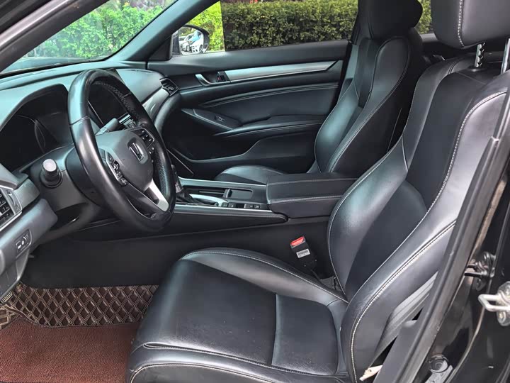 Photo 7 - Honda Inspire