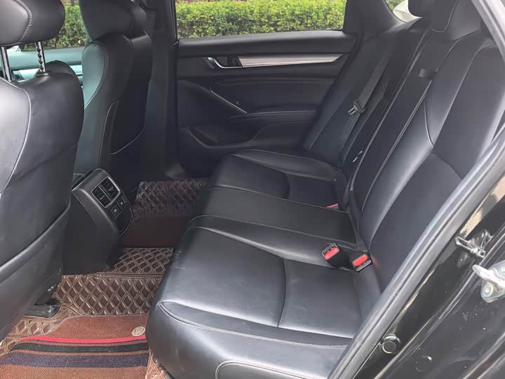 Photo 8 - Honda Inspire