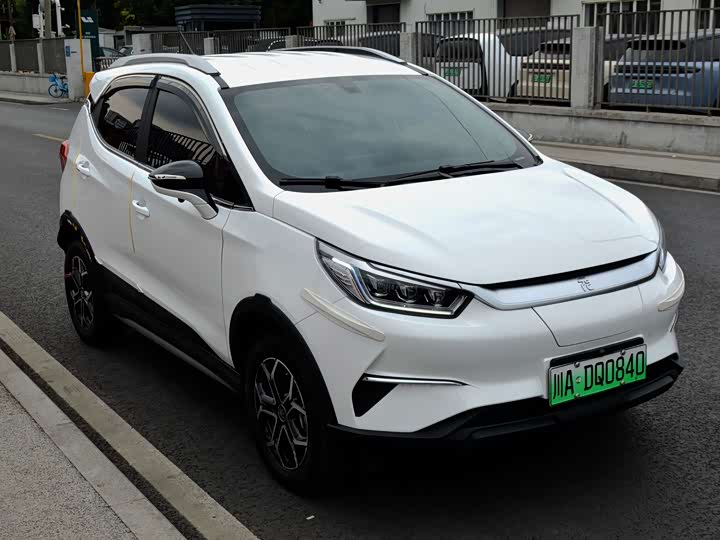 Фото 7 - BYD Yuan Pro