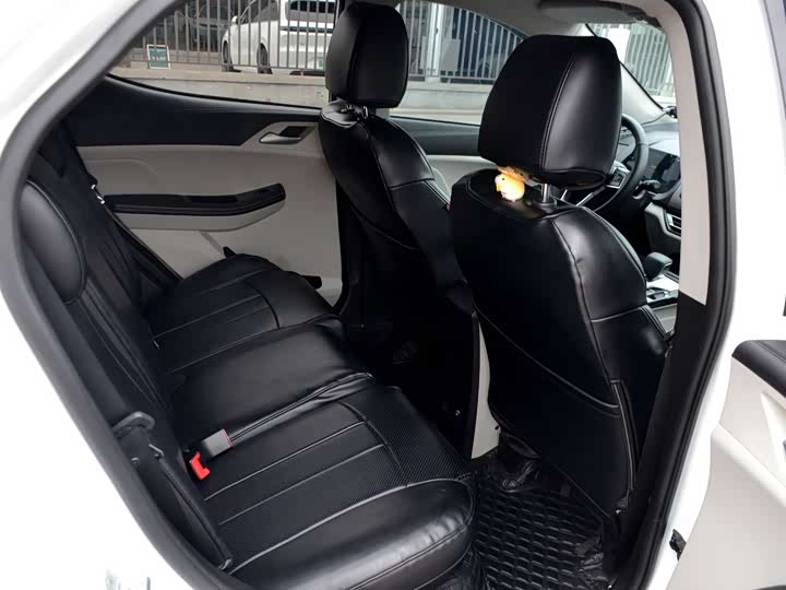 Фото 9 - BYD Yuan Pro