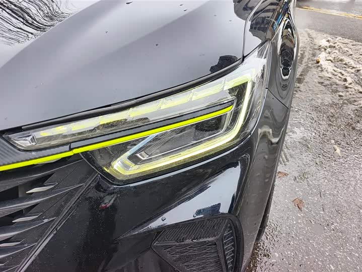 Фото 5 - Roewe RX5