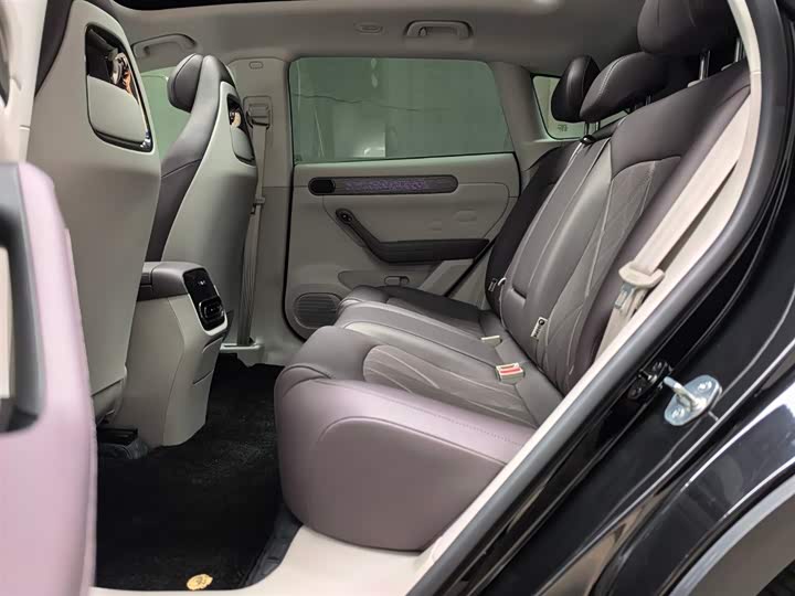 Фото 8 - Leapmotor C11