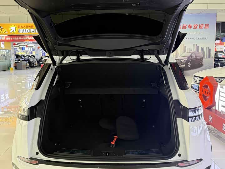 Photo 5 - Land Rover Range Rover Evoque L