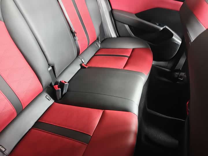 Фото 9 - Dongfeng Aeolus Yixuan GS