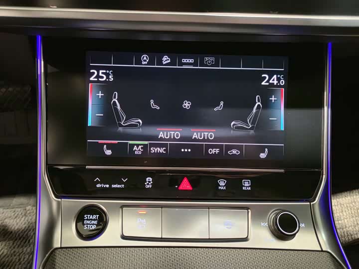 Фото 9 - Audi A6