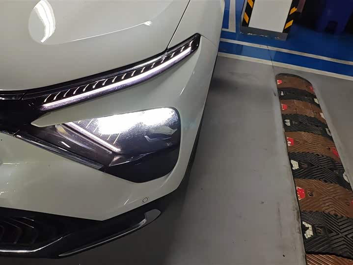 Фото 5 - Citroen C5 X