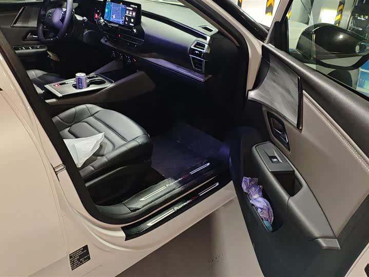 Фото 8 - Citroen C5 X