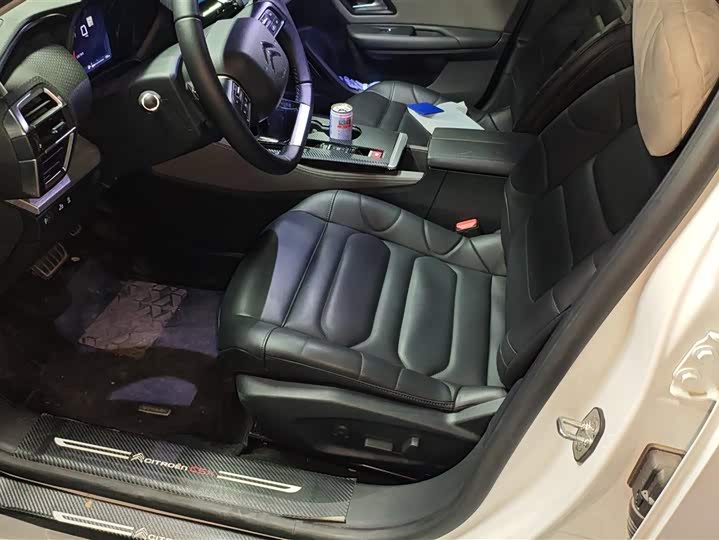 Фото 9 - Citroen C5 X