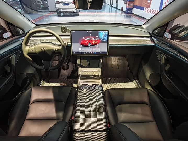 Фото 5 - Tesla Model Y