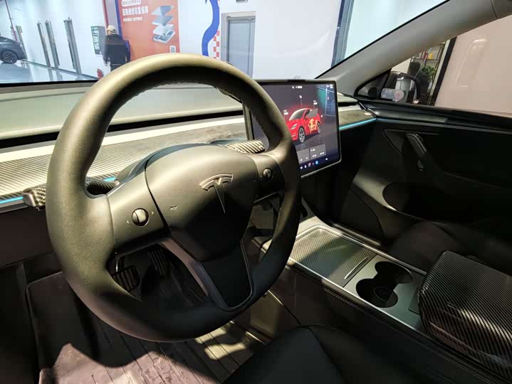 Фото 7 - Tesla Model Y