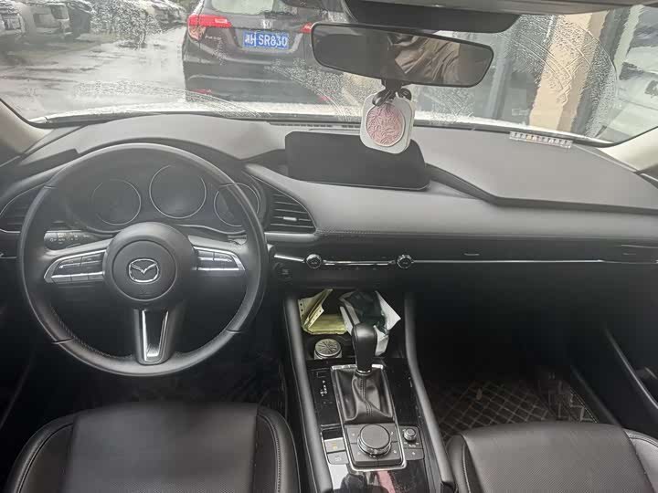 Photo 4 - Mazda 3 (Axela)