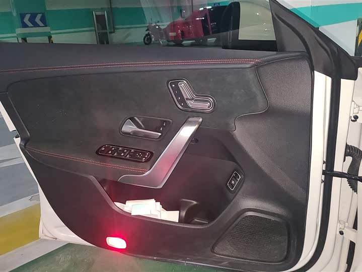 Фото 7 - Mercedes-Benz CLA-Class