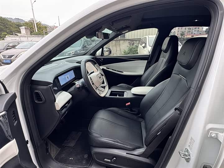 Фото 5 - Geely Galaxy L7