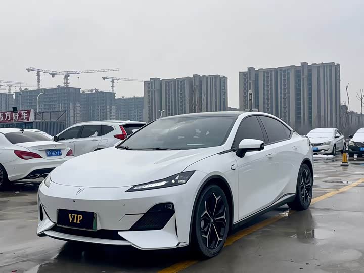 Фото 1 - Changan Deepal SL03