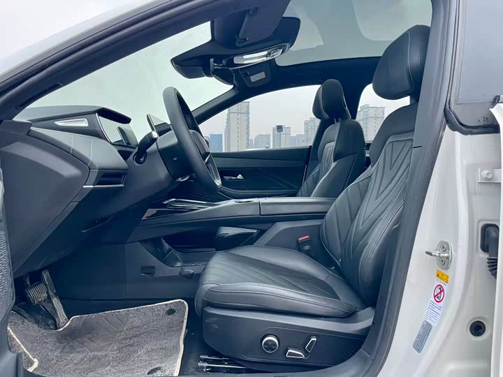 Фото 4 - Changan Deepal SL03