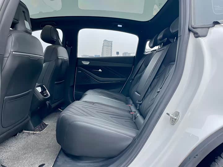 Фото 6 - Changan Deepal SL03