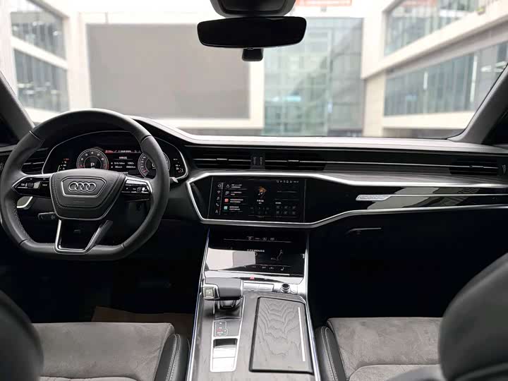 Фото 3 - Audi A6L