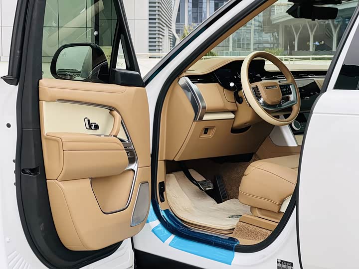 Photo 5 - Land Rover Range Rover