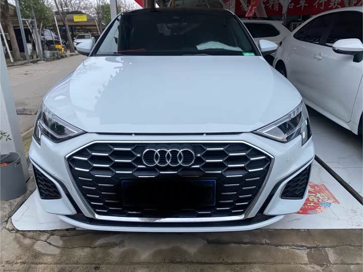 Фото 1 - Audi A3