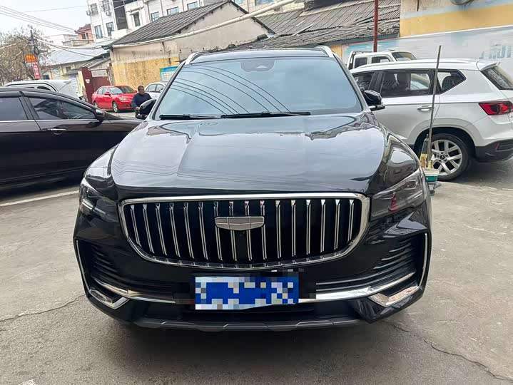 Photo 2 - Geely Monjaro