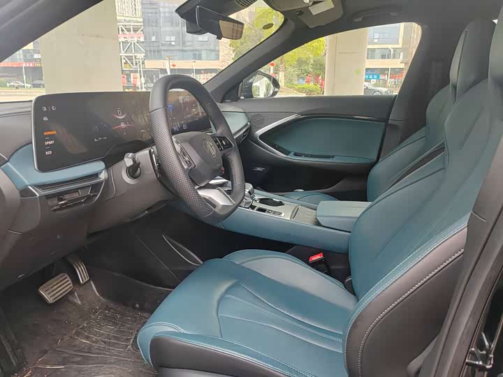 Фото 4 - MG Motor 7