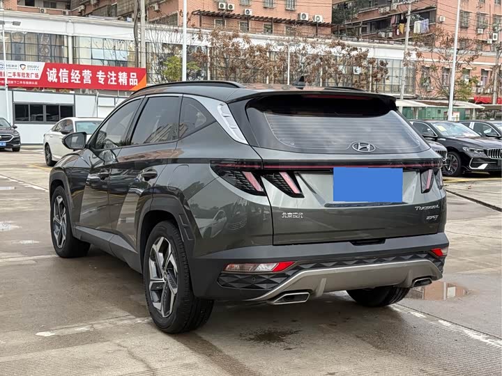 Фото 6 - Hyundai Tucson L