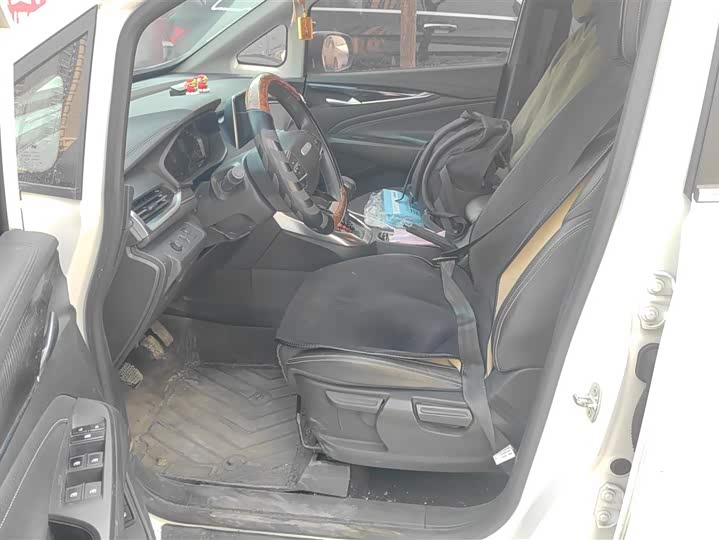 Фото 9 - Maxus G50