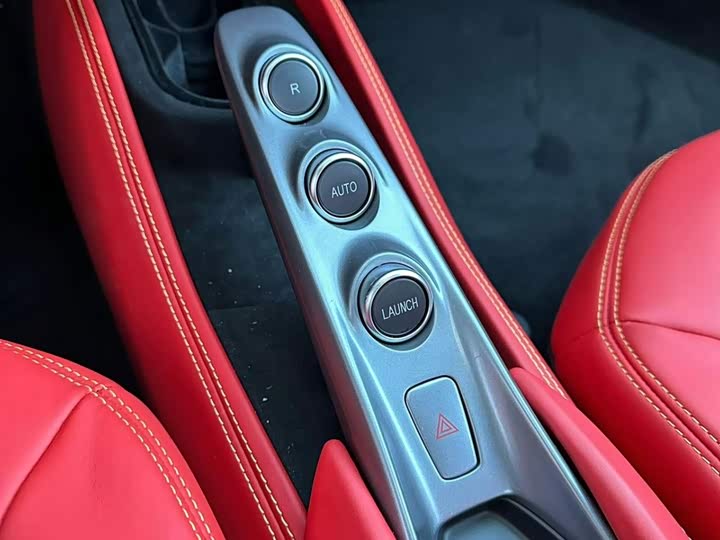 Ferrari F8 2019 2019款 Tributo 3.9T V8